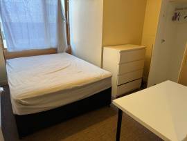 DOUBLE BEDROOM AVAILABLE IN D8 - Available Now DOUBLE BEDROOM AVAILABLE IN D8 - Available Now