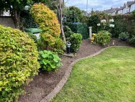 ONE TOUCH GRASS CUTTING & MAINTENANCE ONE TOUCH GRASS CUTTING & MAINTENANCE