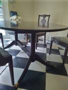 Quality G Plan dining set comprising an elegant extending oval table and 6 Quality G Plan dining set comprising an elegant extending oval table and 6