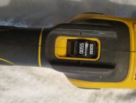 Car polishing and detailing done Car polishing and detailing done