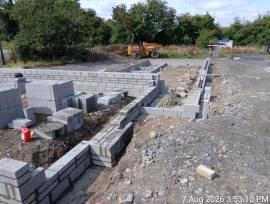 Blocklayer/ bricklayer available 