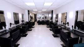 Senior Hair Stylist / Hairdresser Senior Hair Stylist / Hairdresser